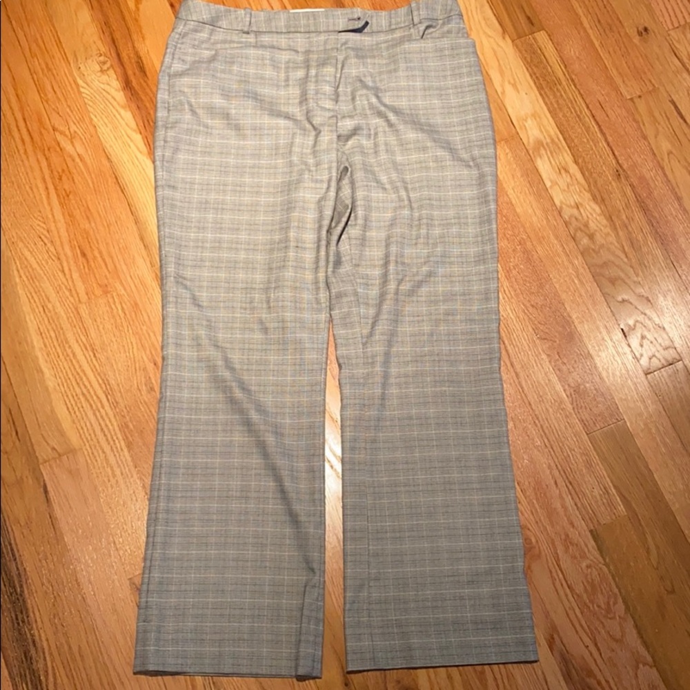 Women’s modern fit Calvin Klein pants size 8